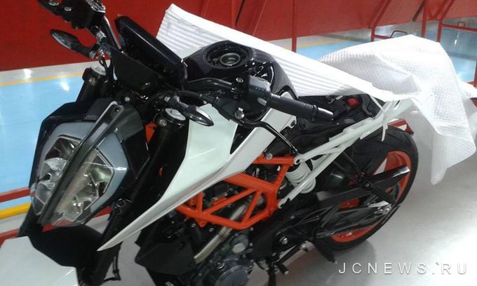 ����� KTM 390 Duke ������� ���������� ���������